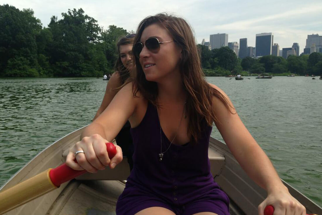 Residents rowing boats in Central Park with EHS Student Life